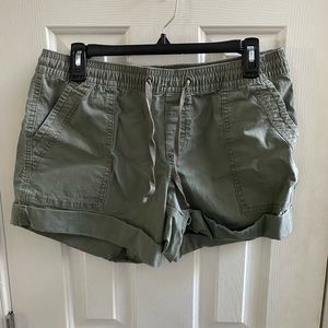 Womens Bass Pro Natural Reflections Shorts Olive Green